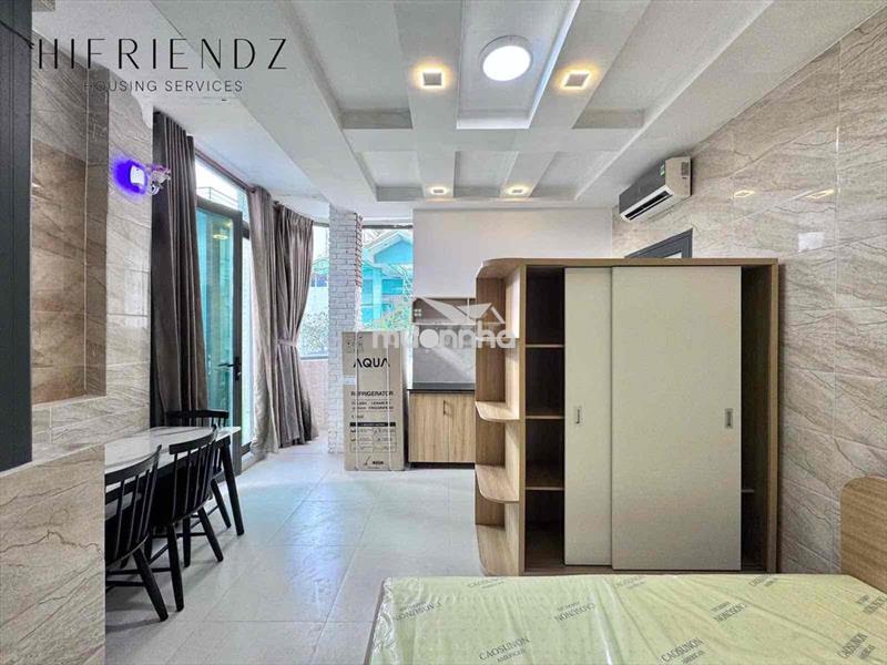 Chdv rộng thoáng free xe , gan chợ , gần đh sg , sư phạm , gần chợ