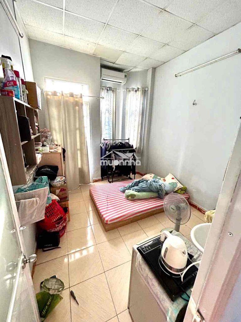 Phòng full nội thất,ban công lớn - 2
