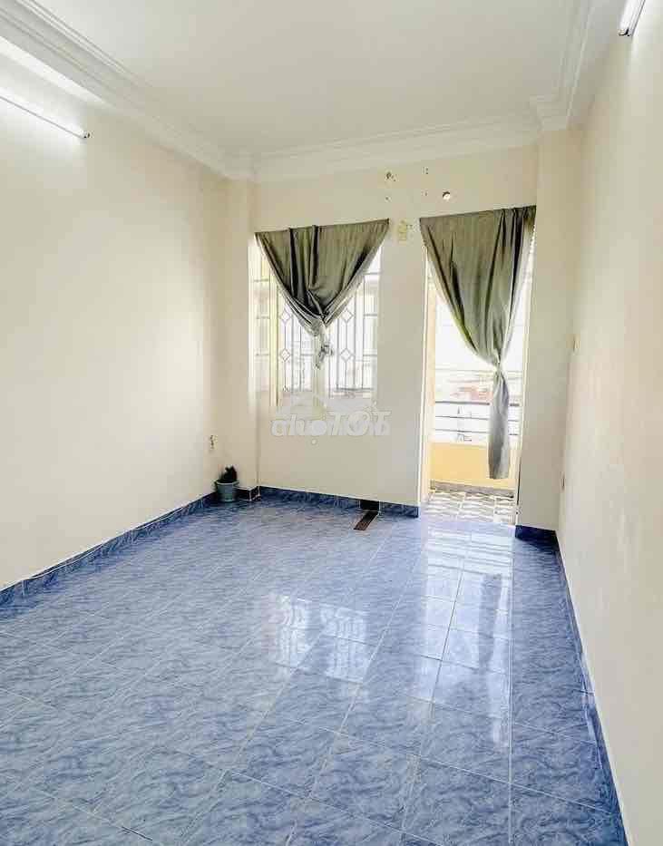 Nhà xinh, giá bình dân - hàng xanh, 1 trệt, 1 lầu 1 lửng, sân thượng - 2