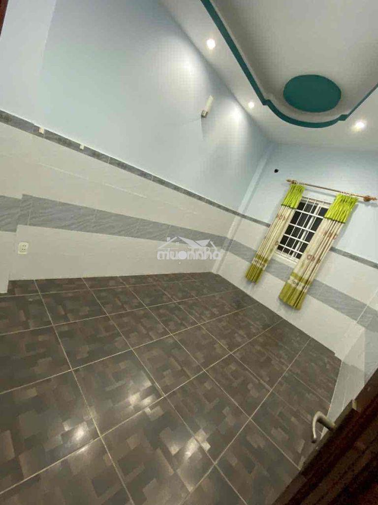 Phòng trọ mặt tiền phạm văn chí q6 - 2