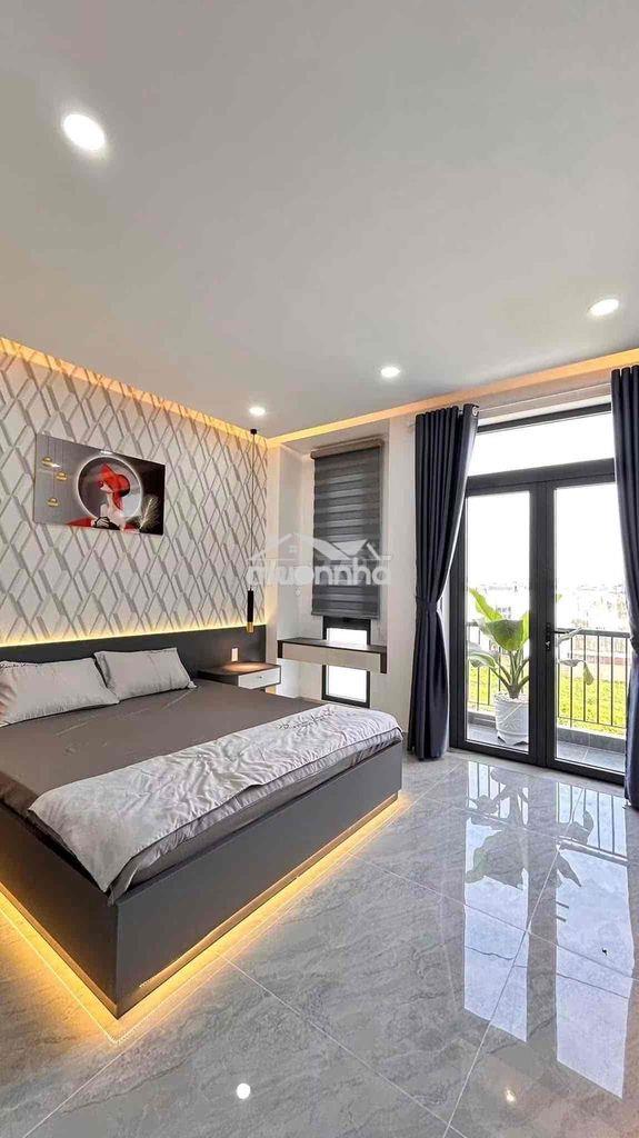 Cho thuê nhà đẹp dt 240m2 1trệt 1lửng 3lầu 4pn 5wc sân thượng hẻm tải - 4