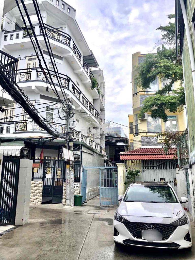 Nhà bán 5m x 8m. 2 lầu 🚗 đường phú định f16.q8
