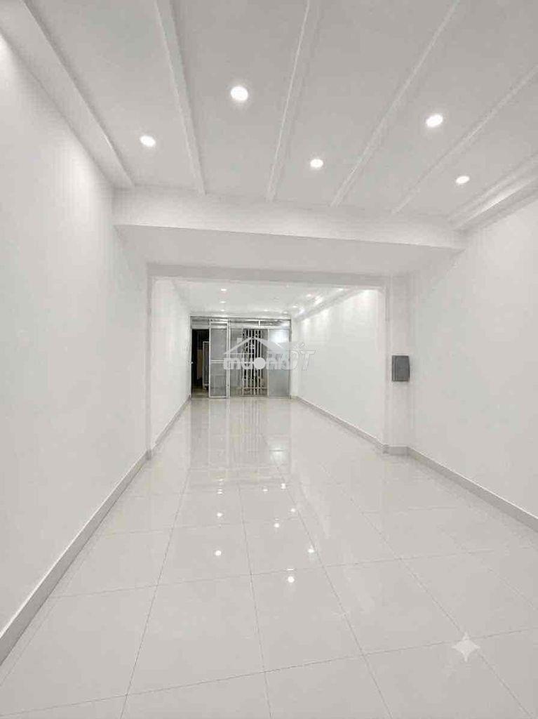 Cho thuê mặt bằng 4,5x15 mặt tiền đường 75