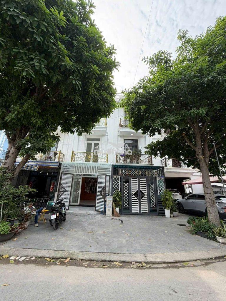 Nhà phố hoàn công mặt tiền đông tác kdc đông hưng gần bigc  chợ dĩ an - 2