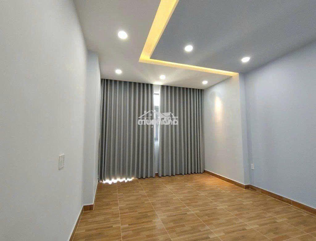👉 Cho thuê nhà mt bàu cát 1_4x19m, trệt 3 lầu, có máy lạnh. - 2