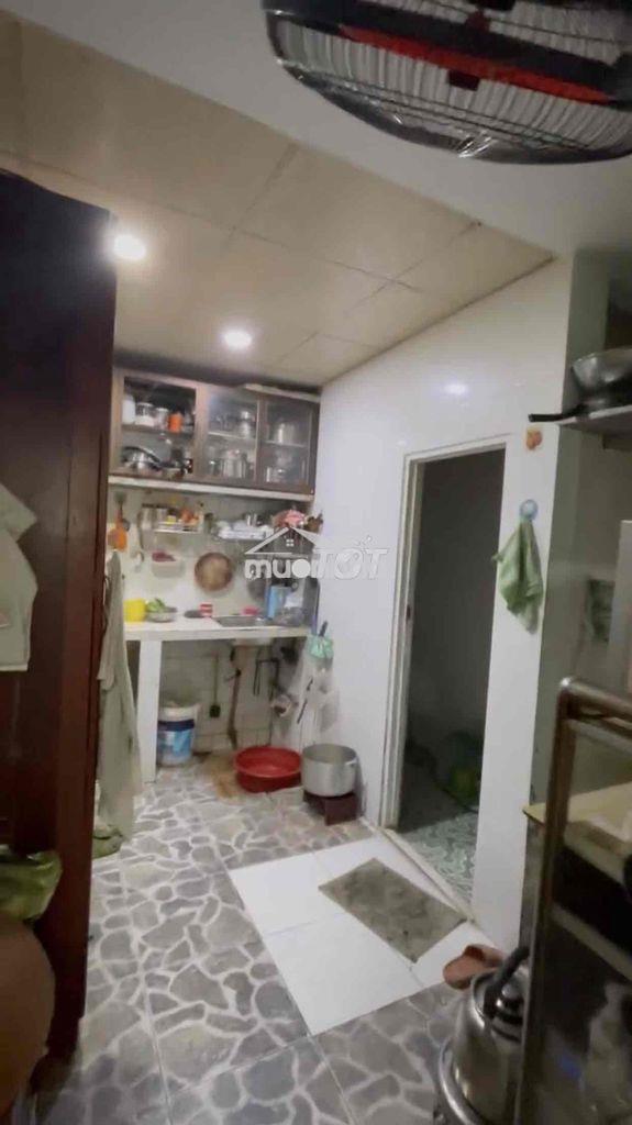 Nhà trệt 2 lầu 2pn 2wc, hẻm 3m cmt8 gần mt, dt 3.8x9m, 37m2 - 3