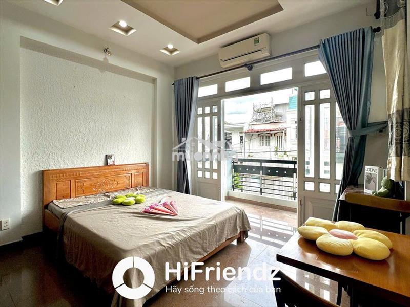 Cần pass lại studio full nội thất – ban công lớn – có hổ trợ cọc