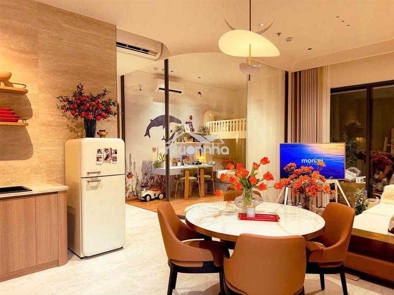 2pn1wc monrei sài gòn,hàng ngoại giao,chiếc khấu cao,quà oto