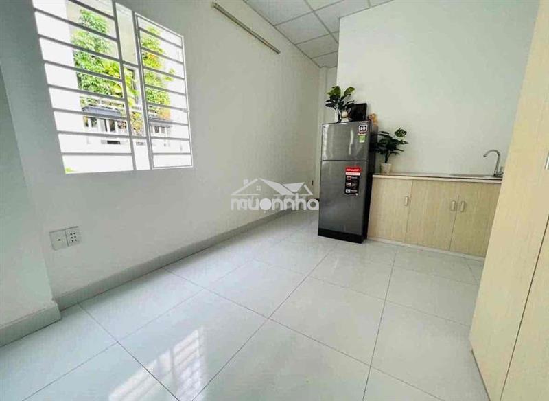 📍Phan xích long - 30m - cửa sổ trời - phan tây hồ