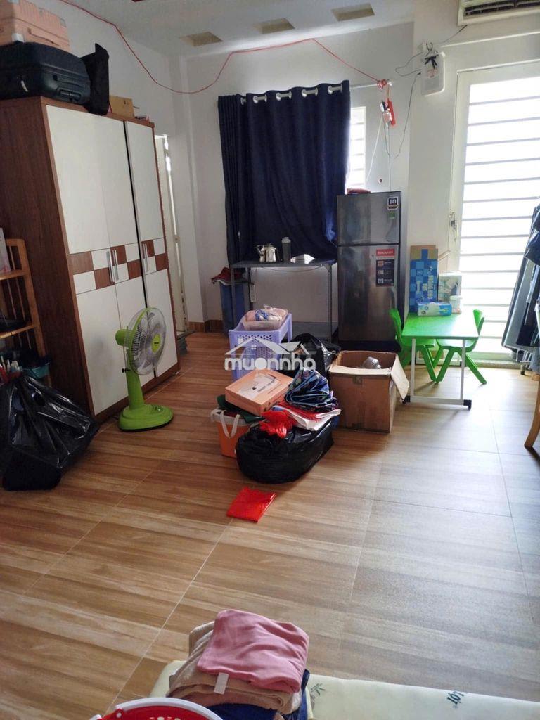 Phòng cửa sổ trời thoáng mát quận 4 - 2