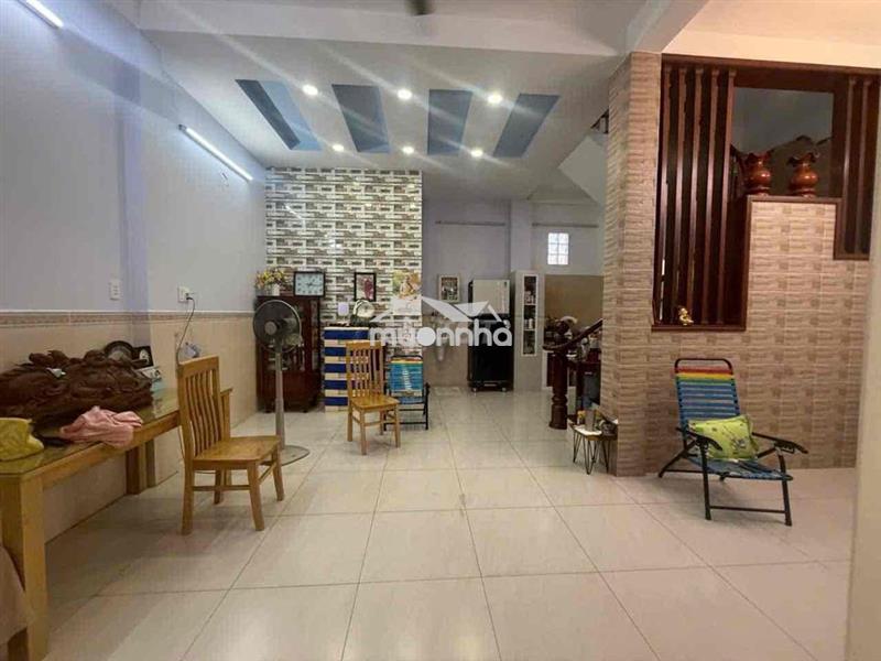Bán nhà ngang 7m-  1 trệt 1 lầu đường tây hoà - phước long a .