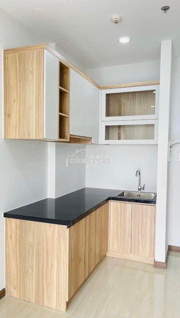 Cho thuê căn 2pn2wc đn 5tr5, cọc 2thg, sẵn máy lạnh, bếp, hút mùi. - 2
