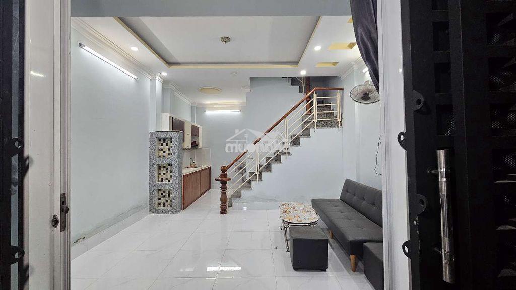Nhà 4,5 x 7m lầu đúc đường huỳnh tấn phát, gần chợ. - 2