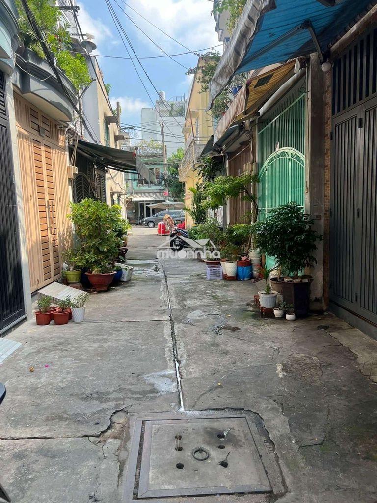 Xvnt - giáp q.1 - 60m2 - ngang 4.5m nở hậu 7m - 4pn - hơn 5tỷ..