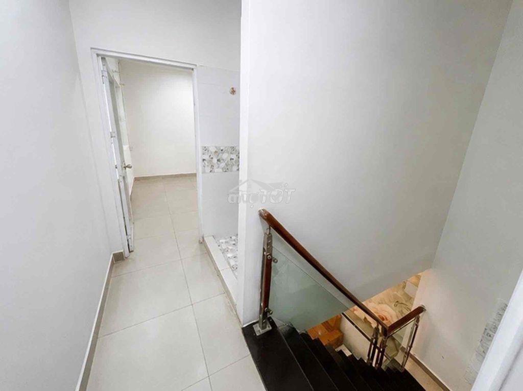 Nhà 2 tầng giá rẻ ngay chợ hiệp bình vạn phúc phạm văn đồng thủ đức - 2
