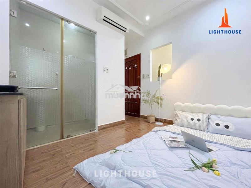 Studio mặt tiền đường c18 ngay k300 - đi cv hoàng văn thụ công hoà