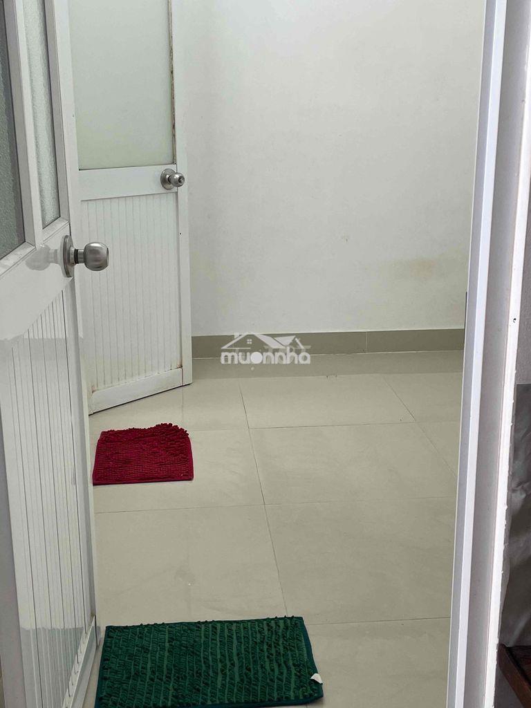 Còn trống phòng cần cho nữ thuê