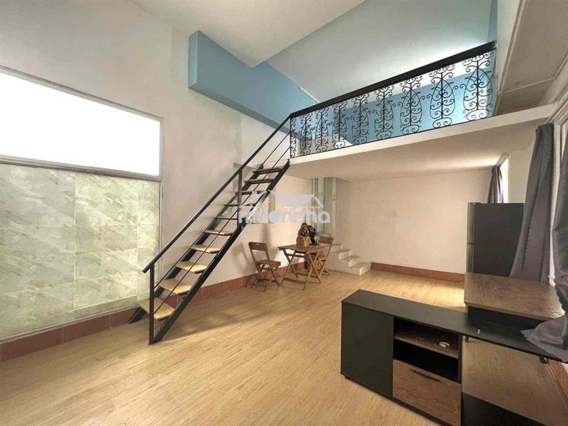 🔥Phòng gác tách bếp siêu rộng_không giới hạn người ở_ngay khu sân bay