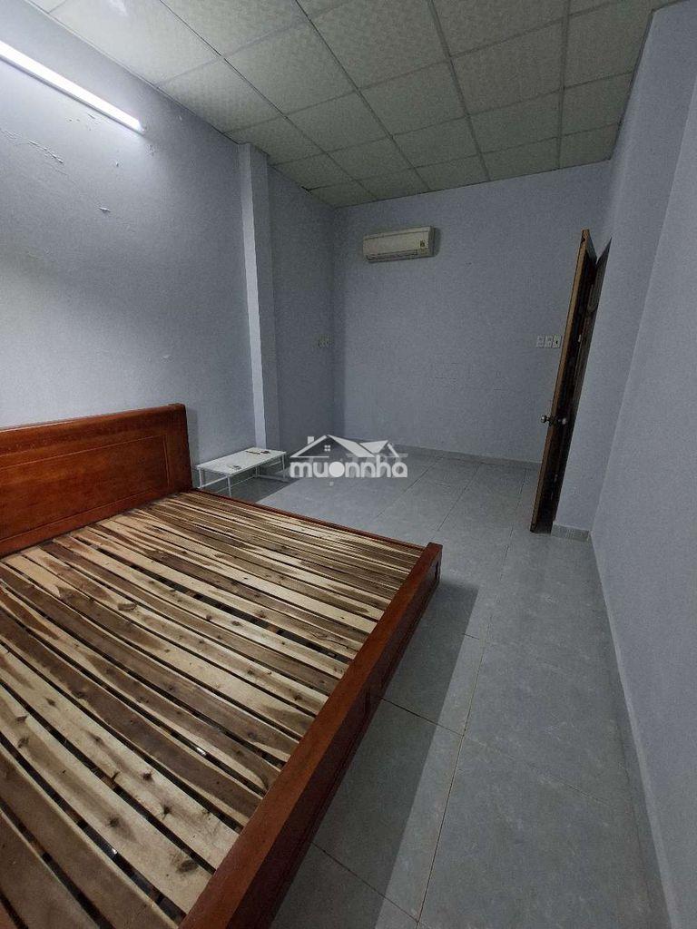 Cho thuê phòng full nội thất 4 triệu. dg oto. nguyên tầng 1