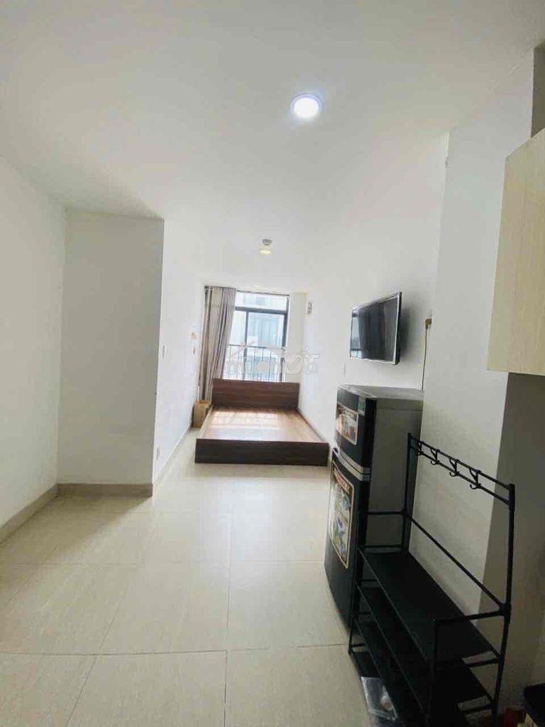 Cho thuê chung cư mini, đủ nội thất,cửa sổ trời gần đại học văn lang
