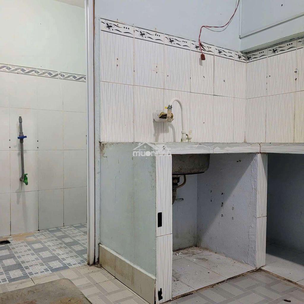 Nhỉnh 2 tỷ nhà shr 1 xẹt dt5 sát lê văn khương & nguyễn hữu tiến  - 4