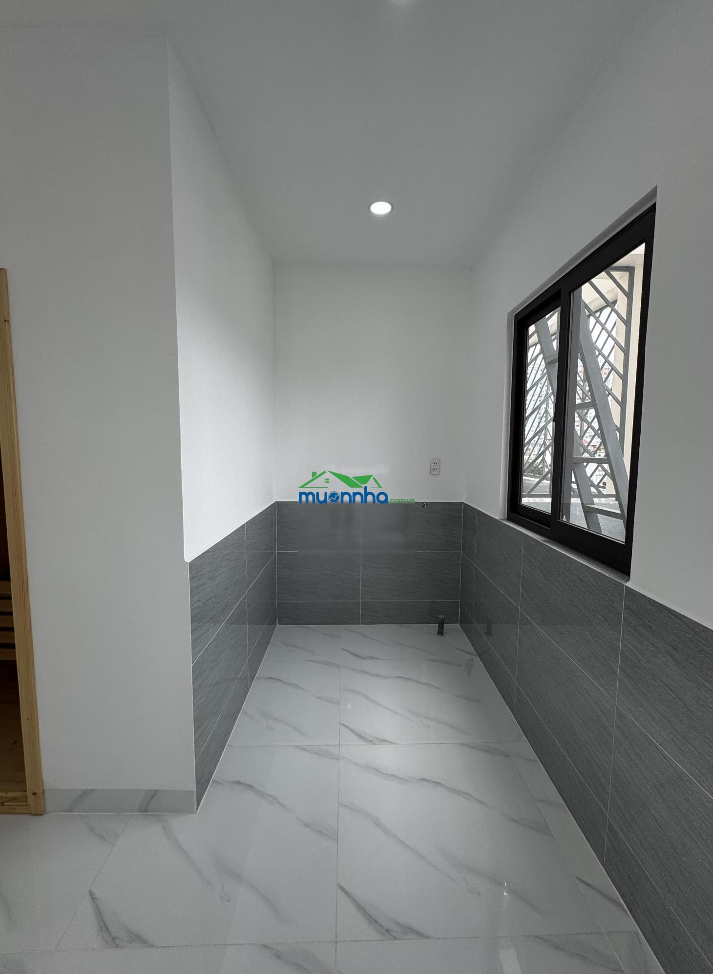 Hẻm xe hơi-5 tầng-nhà mới thiết kế hiện đại đẹp mê ly - full nội thất - phù hợp gđ đông thành viên