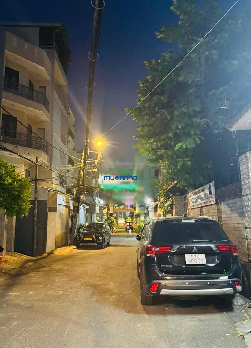 Bán nhà gò vấp, giáp bình thạnh phú nhuận tân bình, hẻm xe hơi thông, gần cv gia định, 8.8 tỷ tl