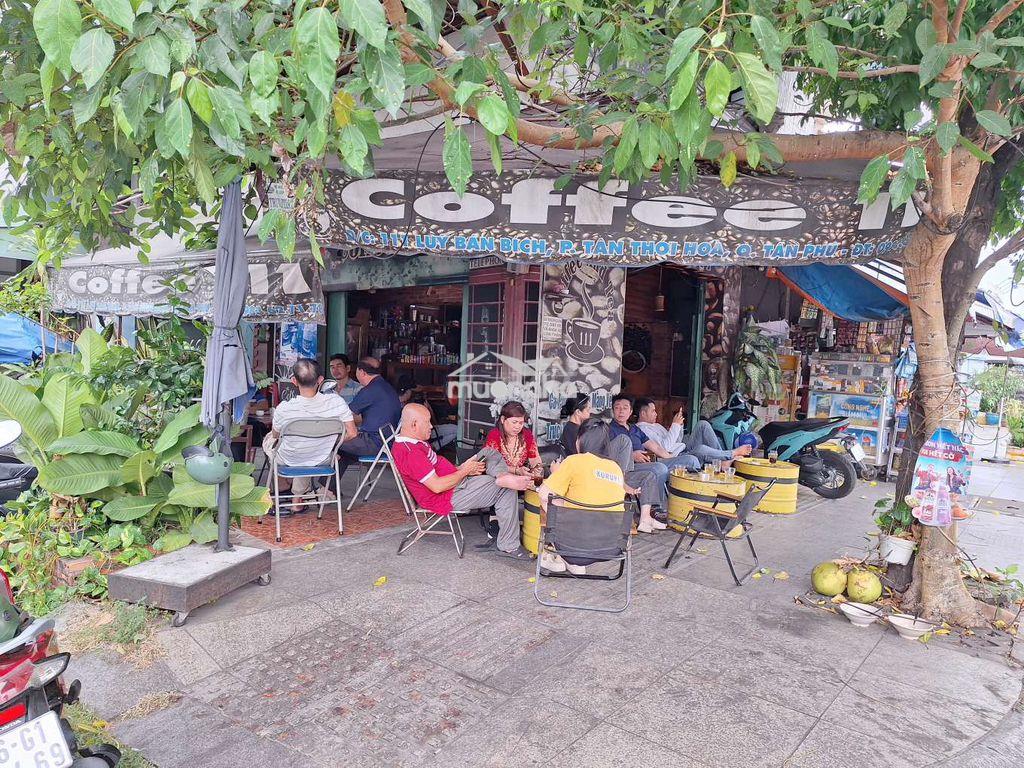 Cần sang quán cafe góc 2 mặt tiền - 2