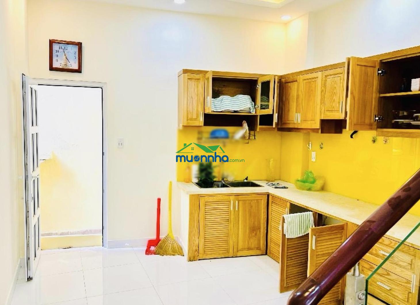 Bạch đằng p24 bình thạnh - 45m2 - 2 tầng - giáp quận 1 - sát mặt tiền - ngã tư hàng xanh - landmark - 2