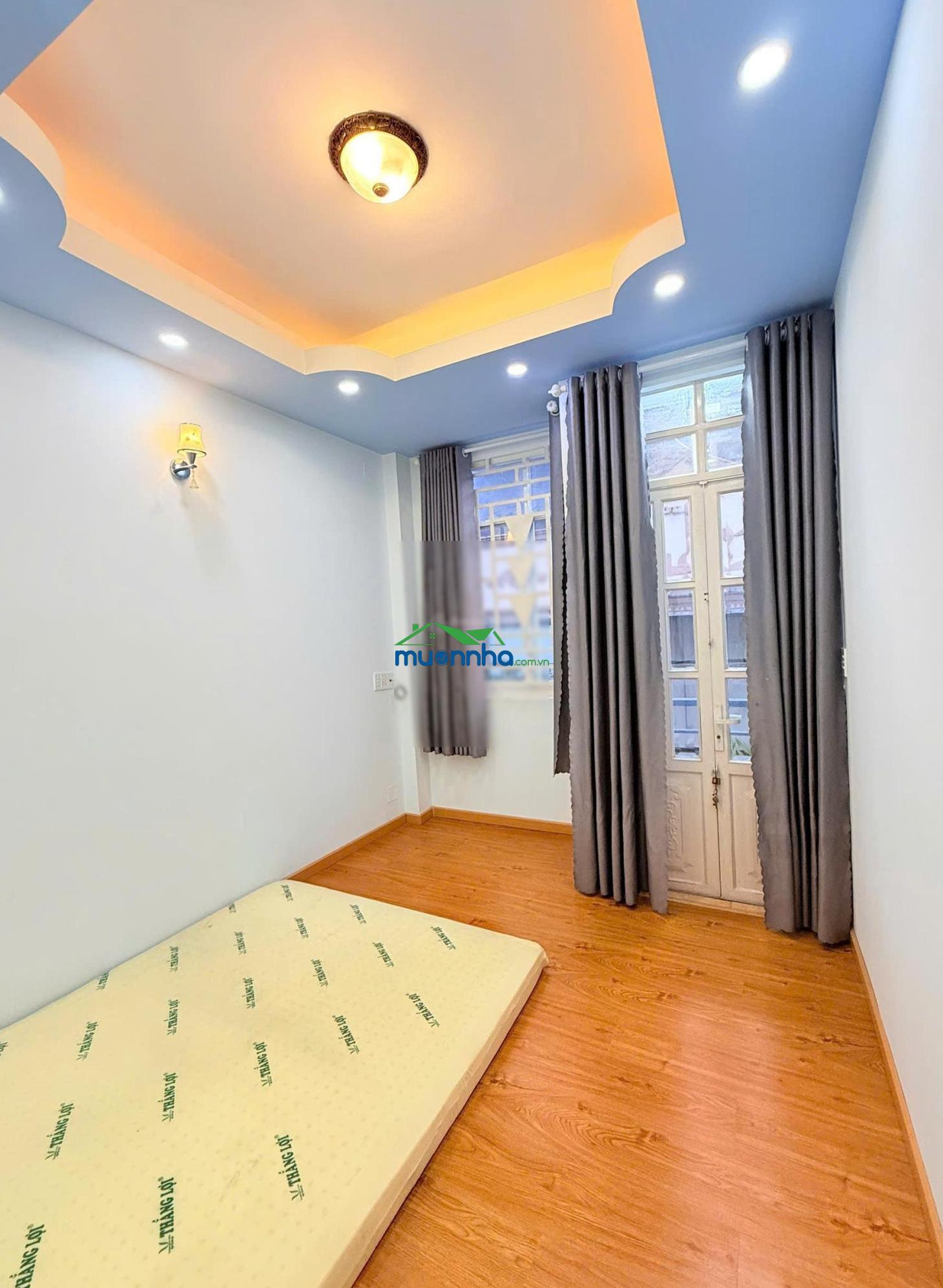 Nhà 376/106 nguyễn đình chiểu - 23m2 - 1t,1 lửng, 3l, st - 6.5 tỷ tl - 3
