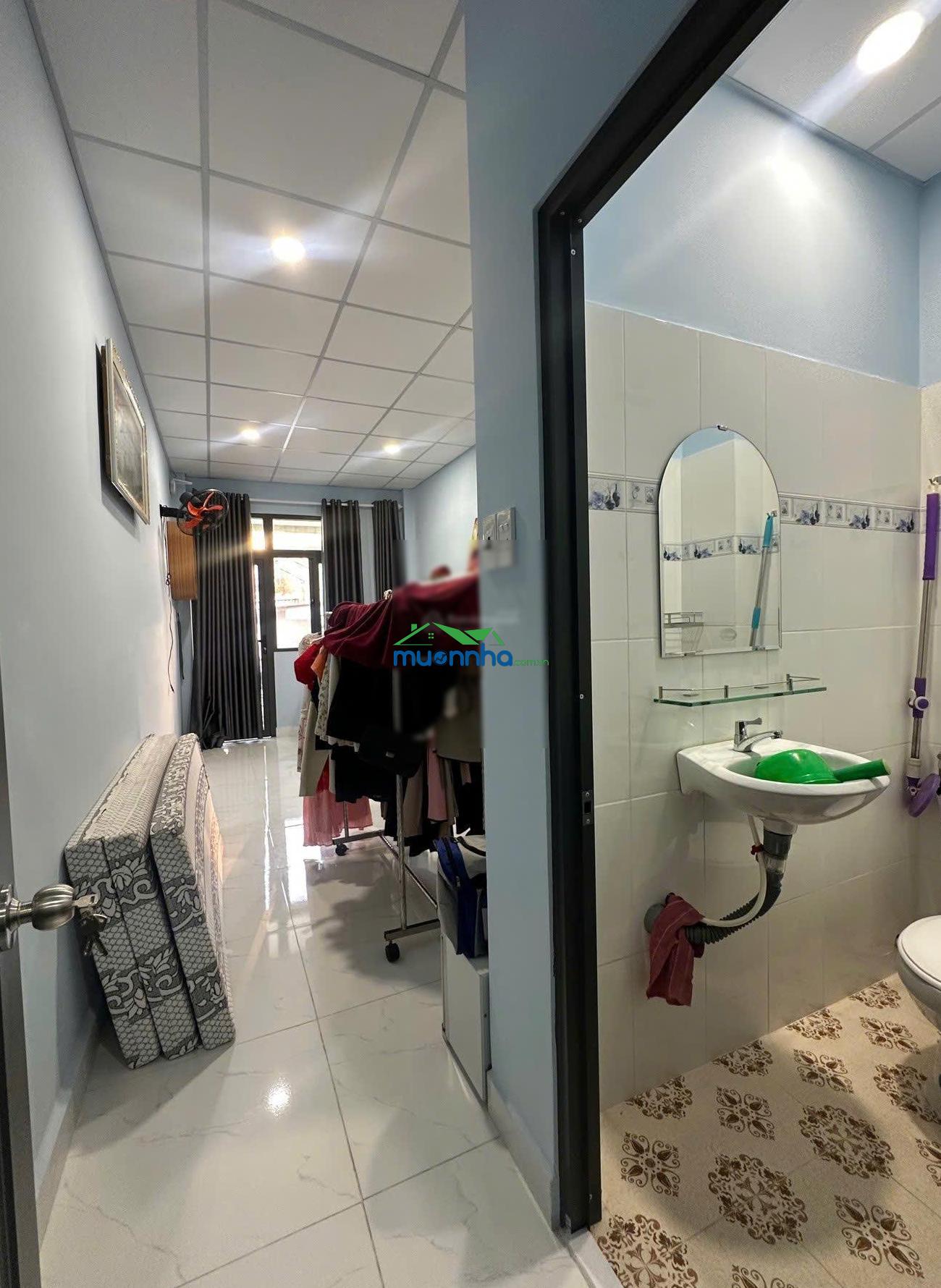 Bán nhà mặt tiền hẻm gần cầu chà và - quận 8 57m 5pn-5wc giảm sâu chỉ 4.99 tỷ- lh 0784 968 *** - 2