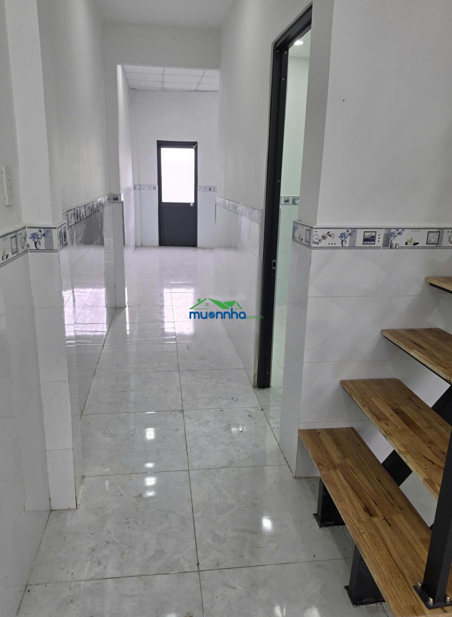 Nhà bán gấp shr 4m x 18m, đổ lửng (3pn, 2wc) gần trường bùi văn ngữ - xã bà điểm - 2