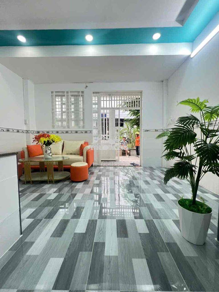 Nhà ngay chợ thạnh xuân . 4.5mx 7m . 3pn . 2 tầng - 4