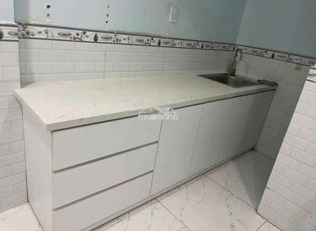 Nha-nc-2pn-3wc-9tr-tl-tran bình trọng-p2.quận 5. - 2