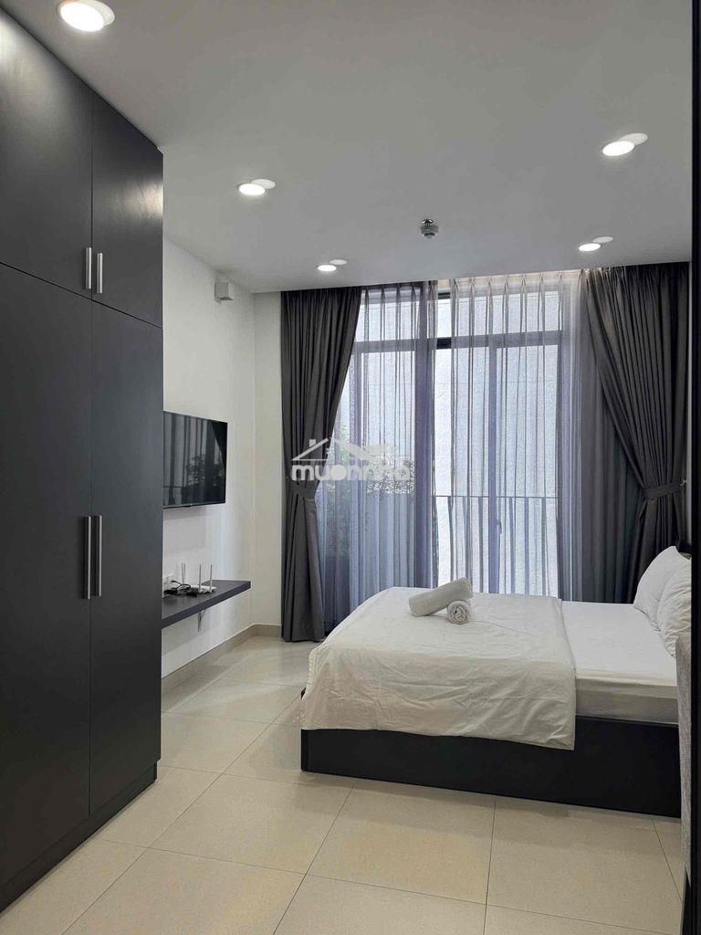 Cho thuê căn hộ full nội thất balcon thoáng mát trung tâm quận 3