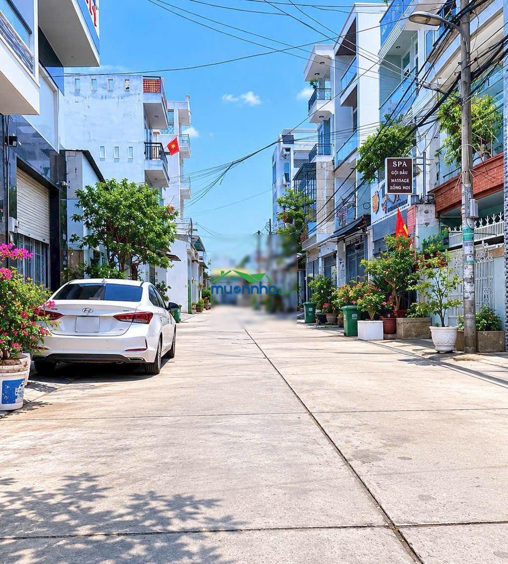 Cần bán nhà đường 379/tân hòa đông, phường bình trị đông, bình tân - đường 6,2m - xe vô tư - 4
