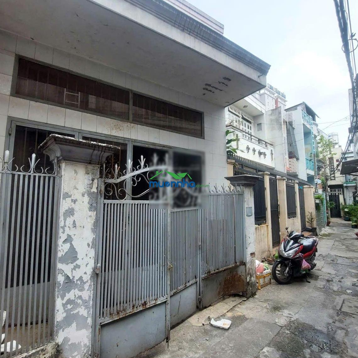 Nhà 4,2x15 ,kế trường chinh cầu tham lương, ga metro tham lương