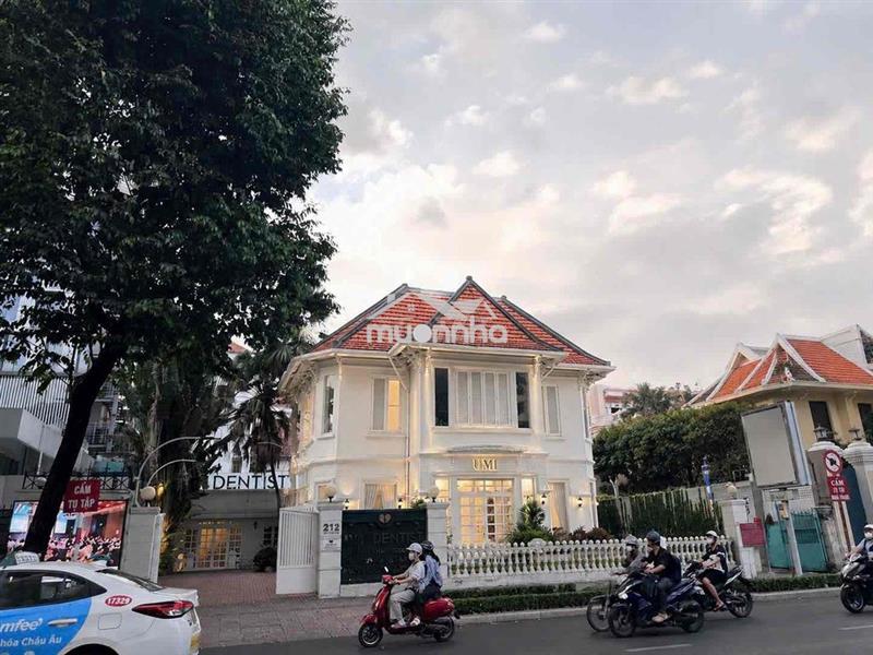 Biệt thự hạng sang cho thuê mặt tiền 25m  trung tâm quận 3