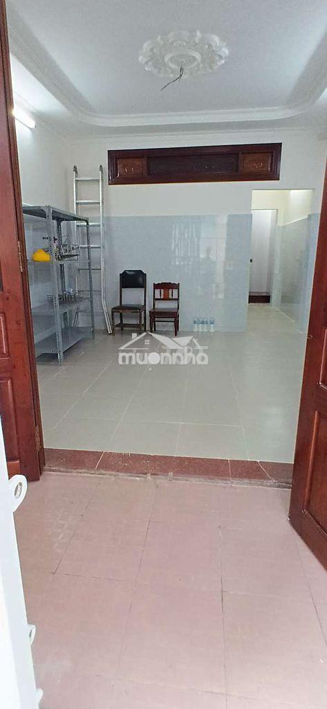 Nhà sạch đẹp, 3pn, 2wc hxh lê văn thọ, gần cv làng hoa