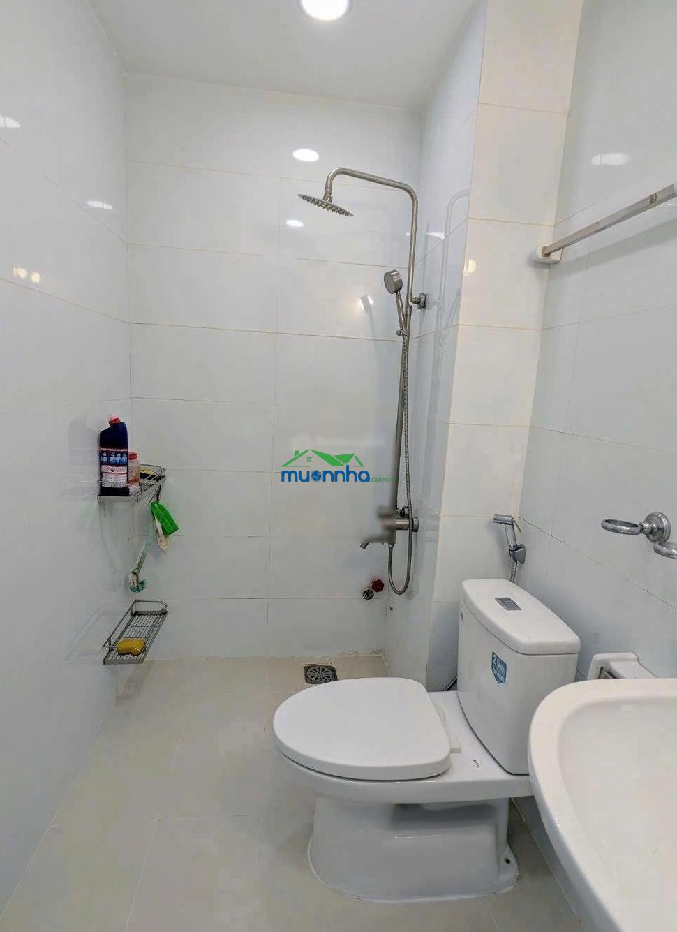 Nhà 4 tầng - ngang rộng 5,24m - dt 62m² - căn góc 2 mặt hẻm xe hơi - khu nhà lầu cao cấp