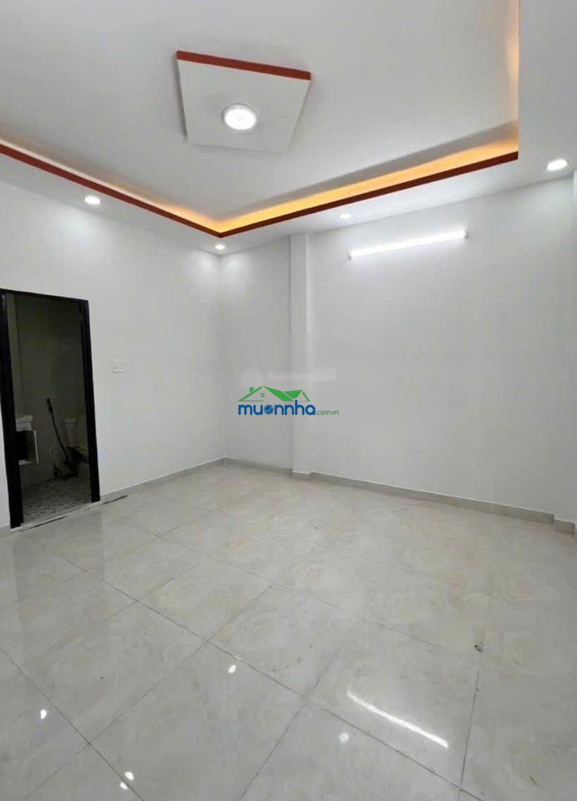 Bán nhà sửa mới đẹp ở liền 4 phòng ngủ, hẻm xe hơi, shr, chỉ 3.x gần cầu vĩnh mậu, đường bình đông - 4
