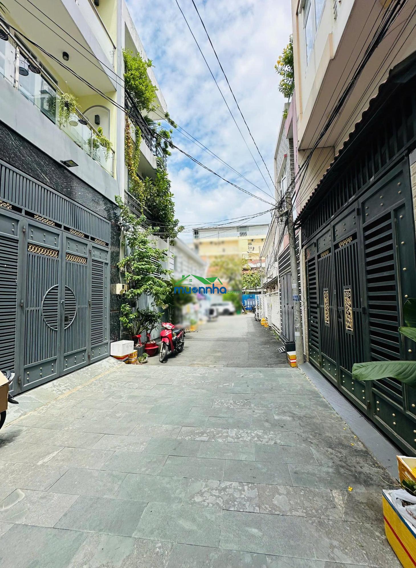 Bán nhà 4 tầng khu bên sông hiệp bình chánh - sau gigamall - đường xe hơi - 8.9 tỷ, 56m2 ngang 4m - 3