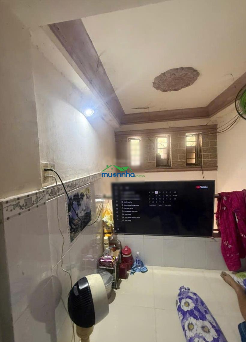 Nhà hẻm ôtô lê quốc hưng q4 - 2,1x8m (3 lầu) 4tỷ250 - 2