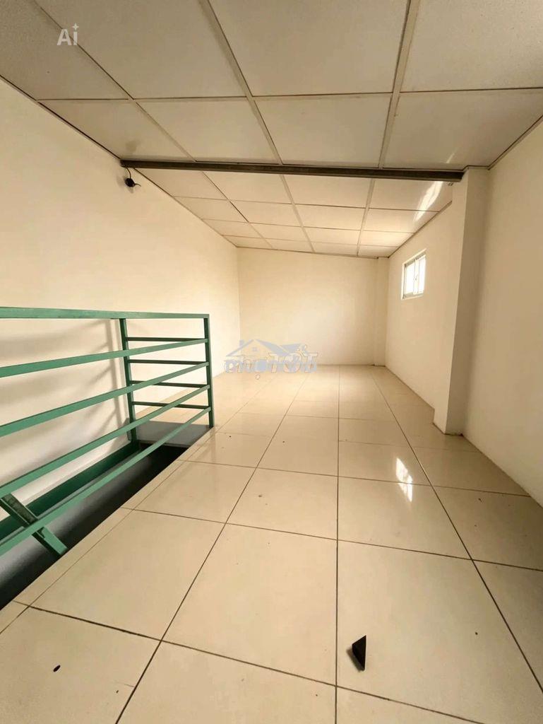 Cho thuê nhà 2pn2wc nguyễn hữu cảnh gần q1 - 4