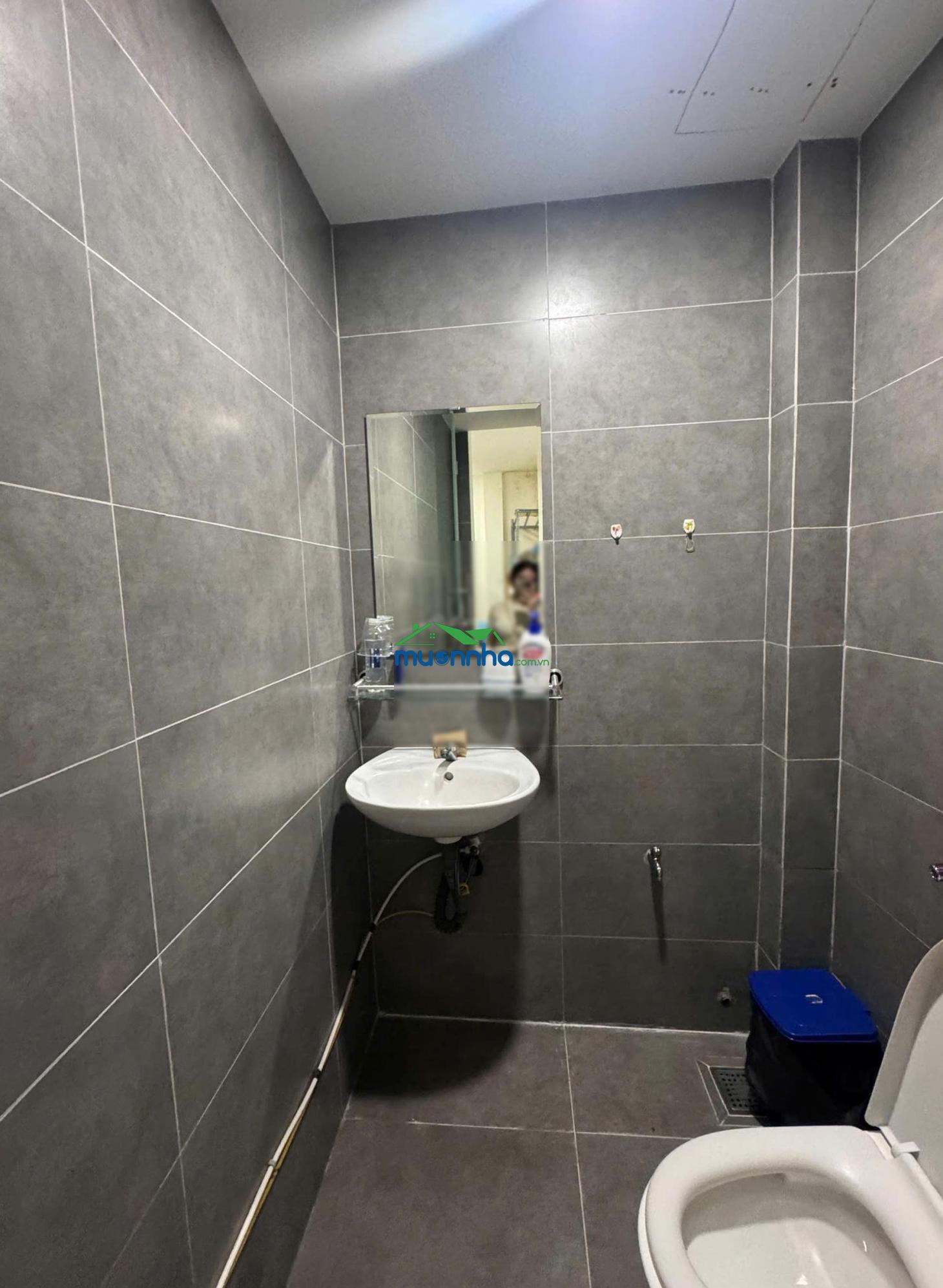 Bán nhà đẹp có gara đậu được 2 ôtô sát măt tiền hoàng hoa thám ngang lớn 6x21m - 4 tầng chỉ 13.5 tỷ - 2