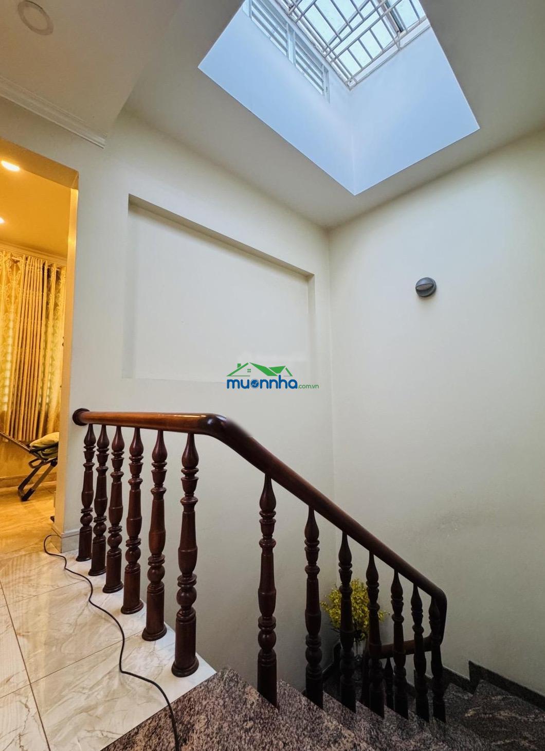 Hẻm xe hơi 1 sẹc tân bình - 60m2 - nhà chính chủ lâu năm - 3 tầng - khu tiềm năng - 4