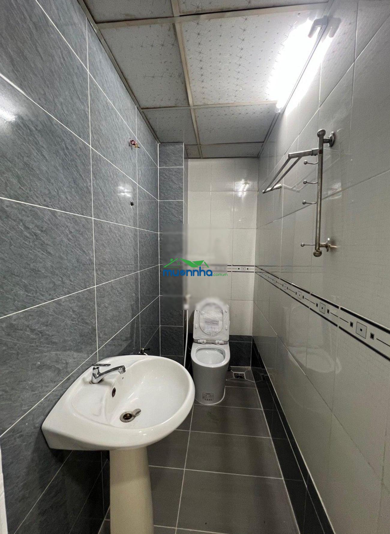 Siêu phẩm nhà 2 tầng mt hẻm nhựa 7m lê văn lương q7 xe hơi ngủ trong nhà chỉ hơn 6 tỷ (còn tl)
