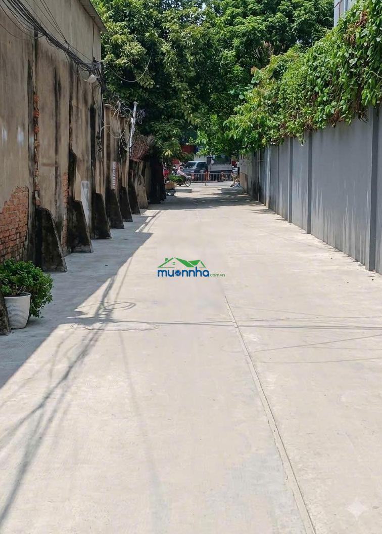 N hà cấp 4 tân bình lý thường kiệt - 162m2 - c4 - ngang bề thế 10m - hẻm 6m, gần mặền