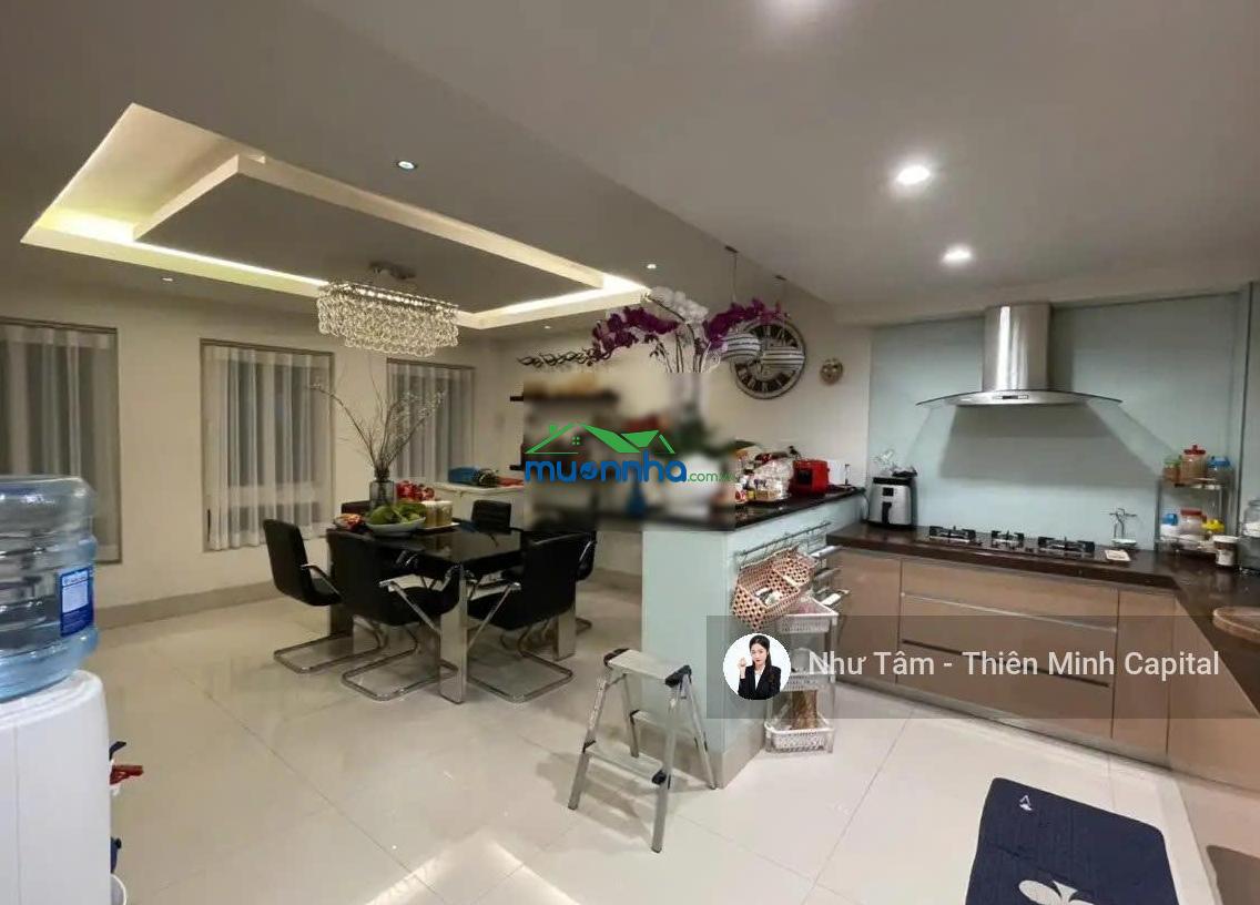Vip! ngang 10m, nhà đẹp có thể vào ở ngay đường nam kỳ khởi nghĩa, quận 3, dt: 10m x 10m. chỉ 19 tỷ - 4
