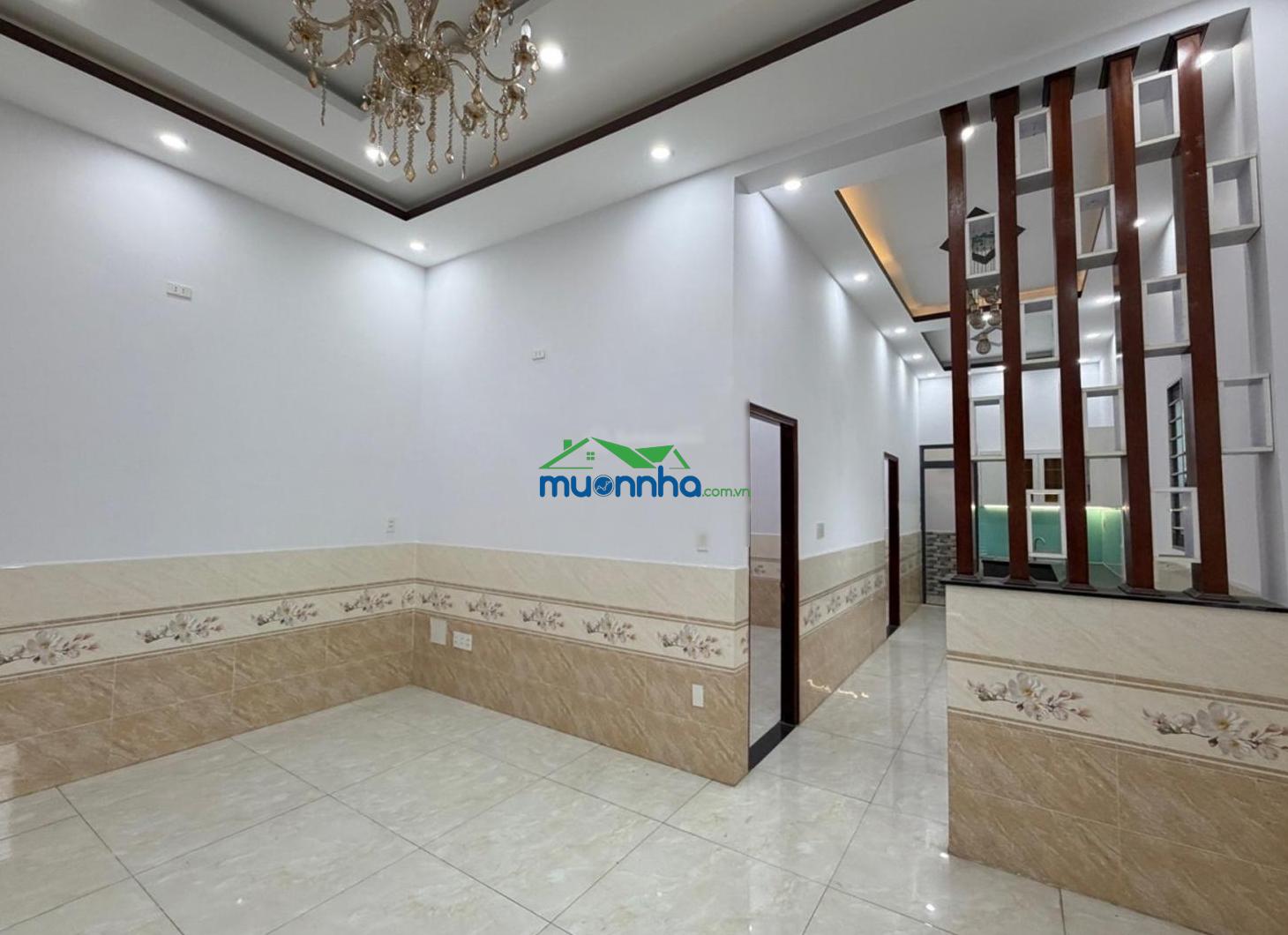 Nhà lô góc 2 mặt thoáng 5.5x17 (93.5m²) đường nhựa thông 3.6 tỷ